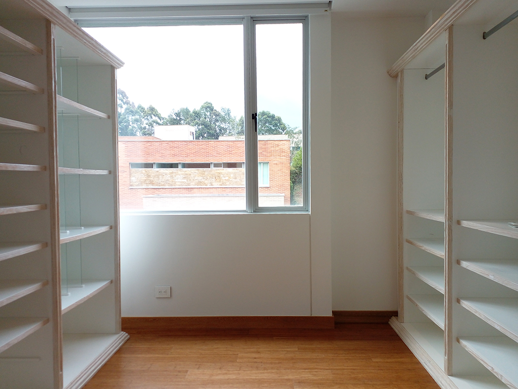 Casa de 3 alcobas en venta en Las Palmas, Envigado, 274 m² · foto 11 de 20