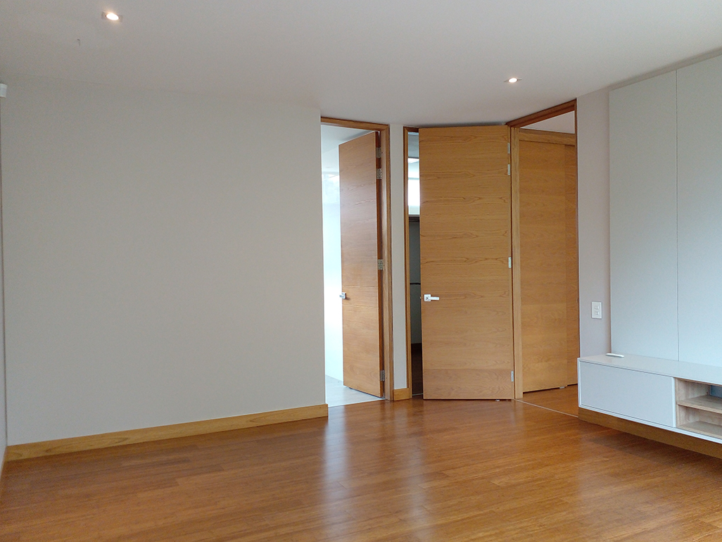 Casa de 3 alcobas en venta en Las Palmas, Envigado, 274 m² · foto 13 de 20