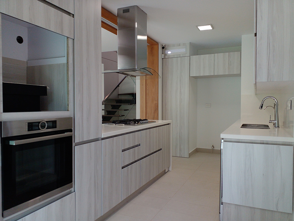 Casa de 3 alcobas en venta en Las Palmas, Envigado, 274 m² · foto 6 de 20