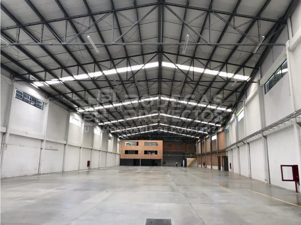 Bodega en venta en La Tablaza, La Estrella, 3308 m² · foto 2 de 8