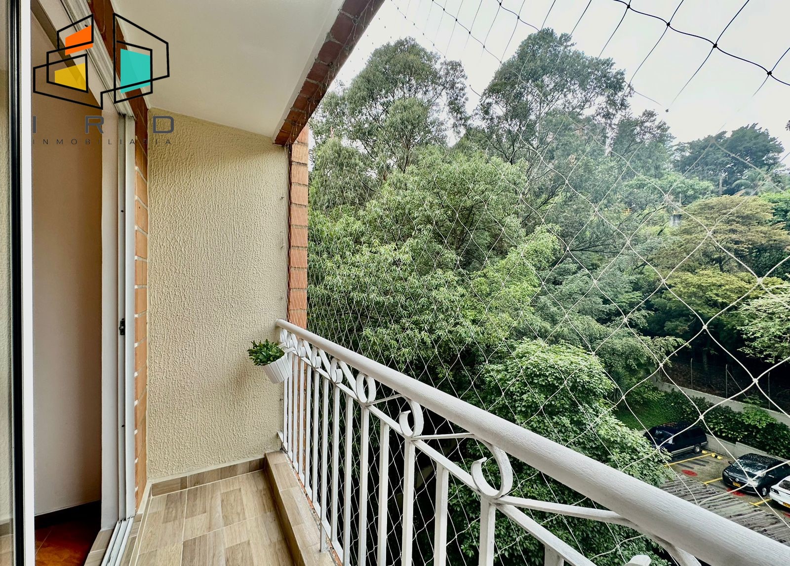 Apartamento de 2 alcobas en arriendo en Castropol, Medellín, 73 m² · foto 23 de 24
