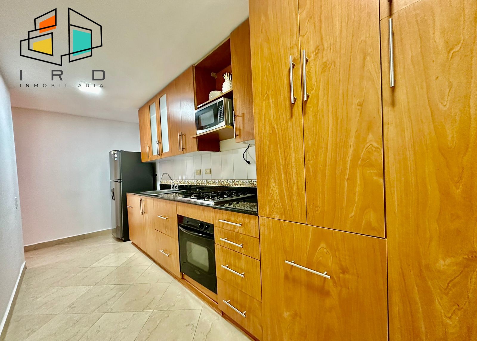 Apartamento de 2 alcobas en arriendo en Castropol, Medellín, 73 m² · foto 6 de 24