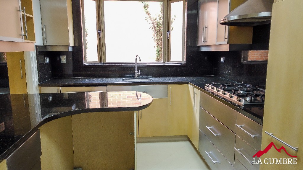 Casa en arriendo en La Calera, Medellín · foto 10 de 16