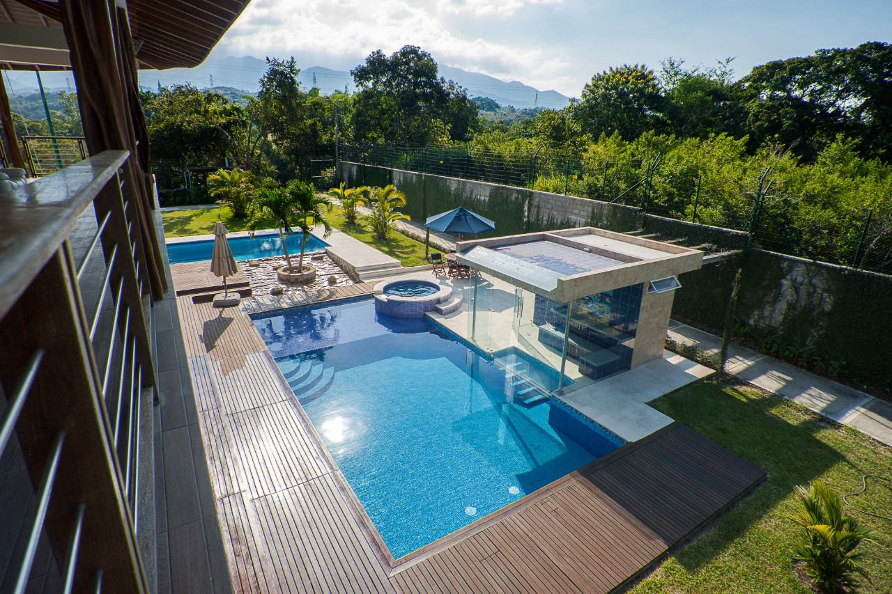 Casa de 5 alcobas en venta en Pance, Cali · foto 17 de 24
