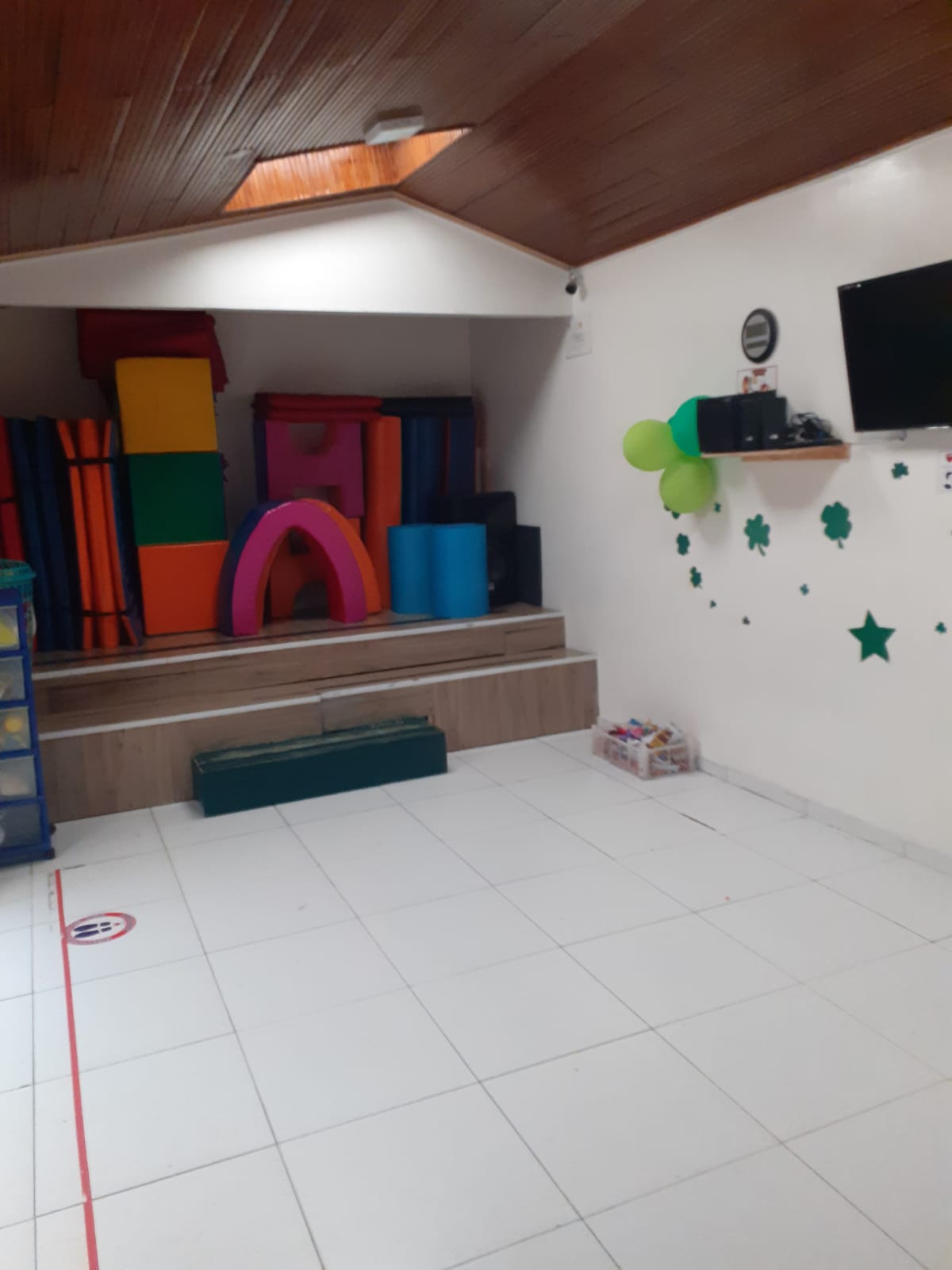 Casa en venta en Engativá, Bogotá · foto 4 de 24