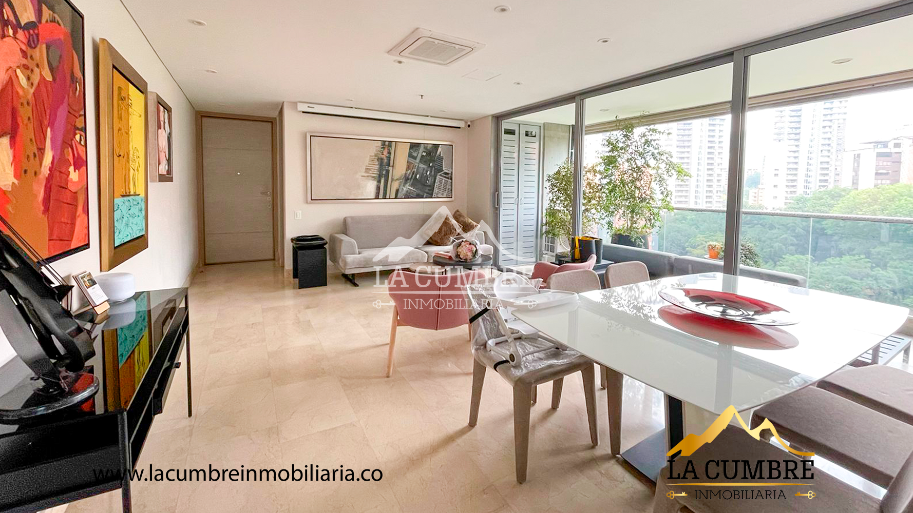 Apartamento en arriendo en Provenza, Medellín · foto 2 de 11