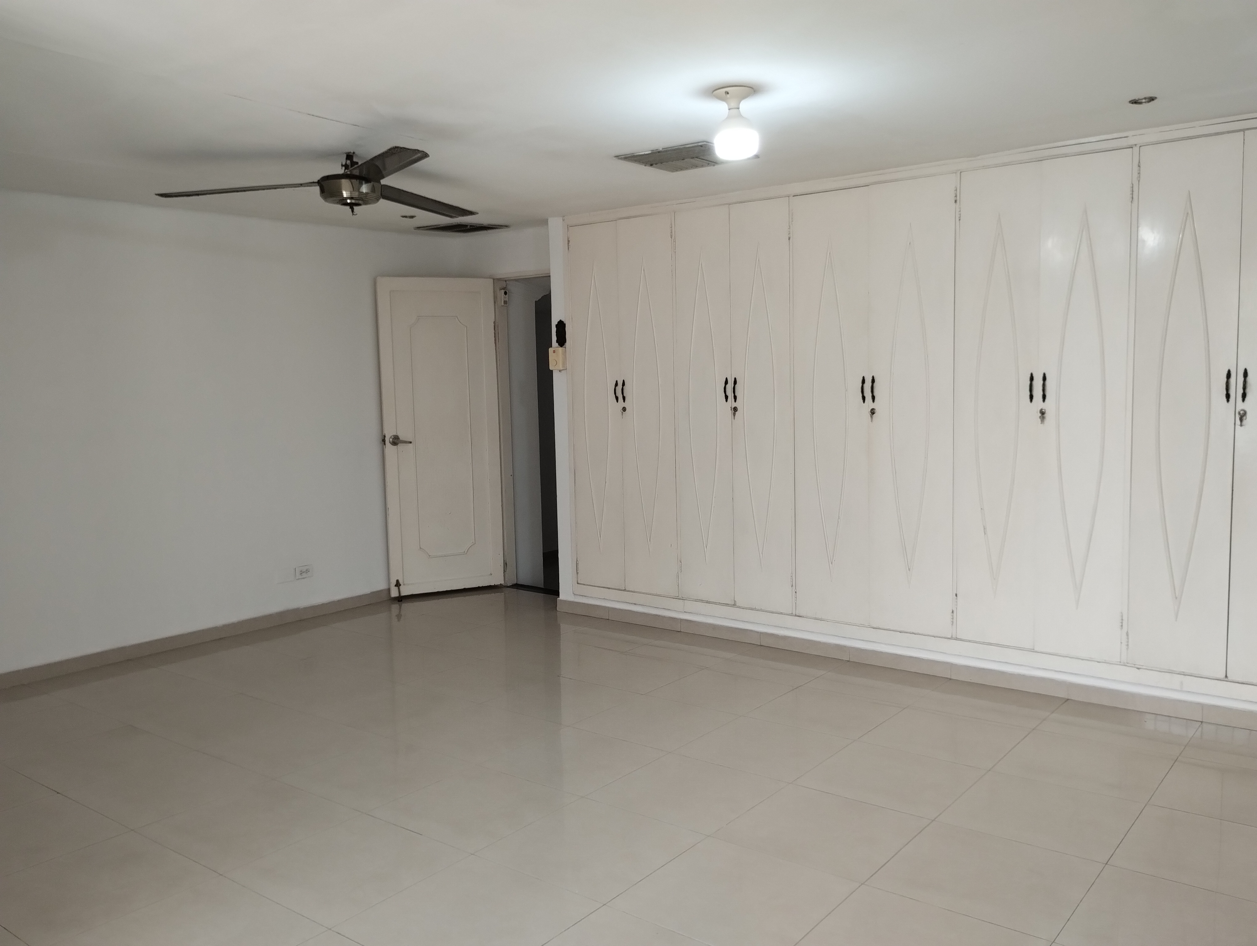 Casa en venta en Ciudad Jardin, Barranquilla · foto 4 de 12