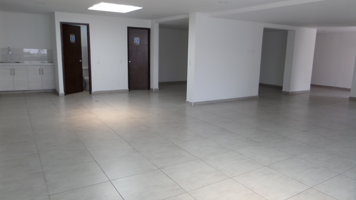 Casa de 2 alcobas en venta en Niza Cordoba, Bogotá, 421 m² · foto 2 de 20