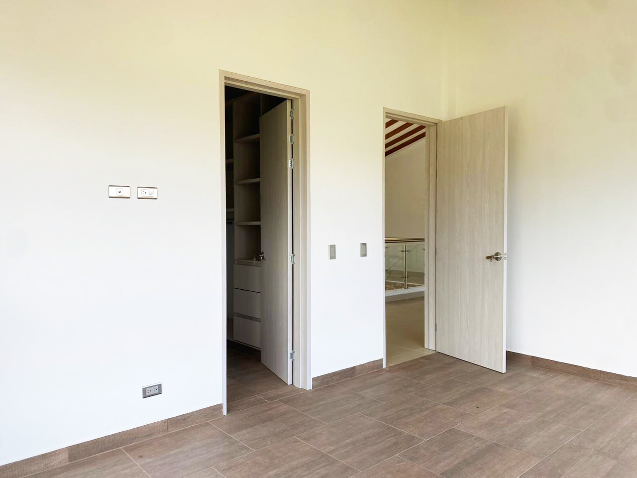 Casa de 4 alcobas en venta en Centro, Rionegro, 380 m² · foto 7 de 20