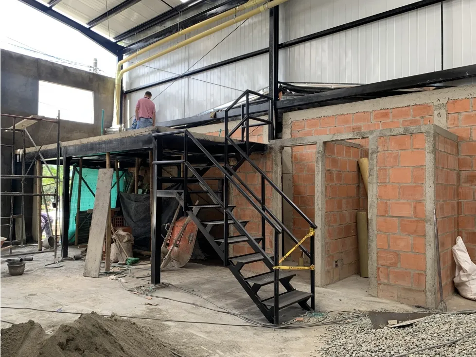Bodega en arriendo en Armenia, Armenia, 280 m² · foto 3 de 4