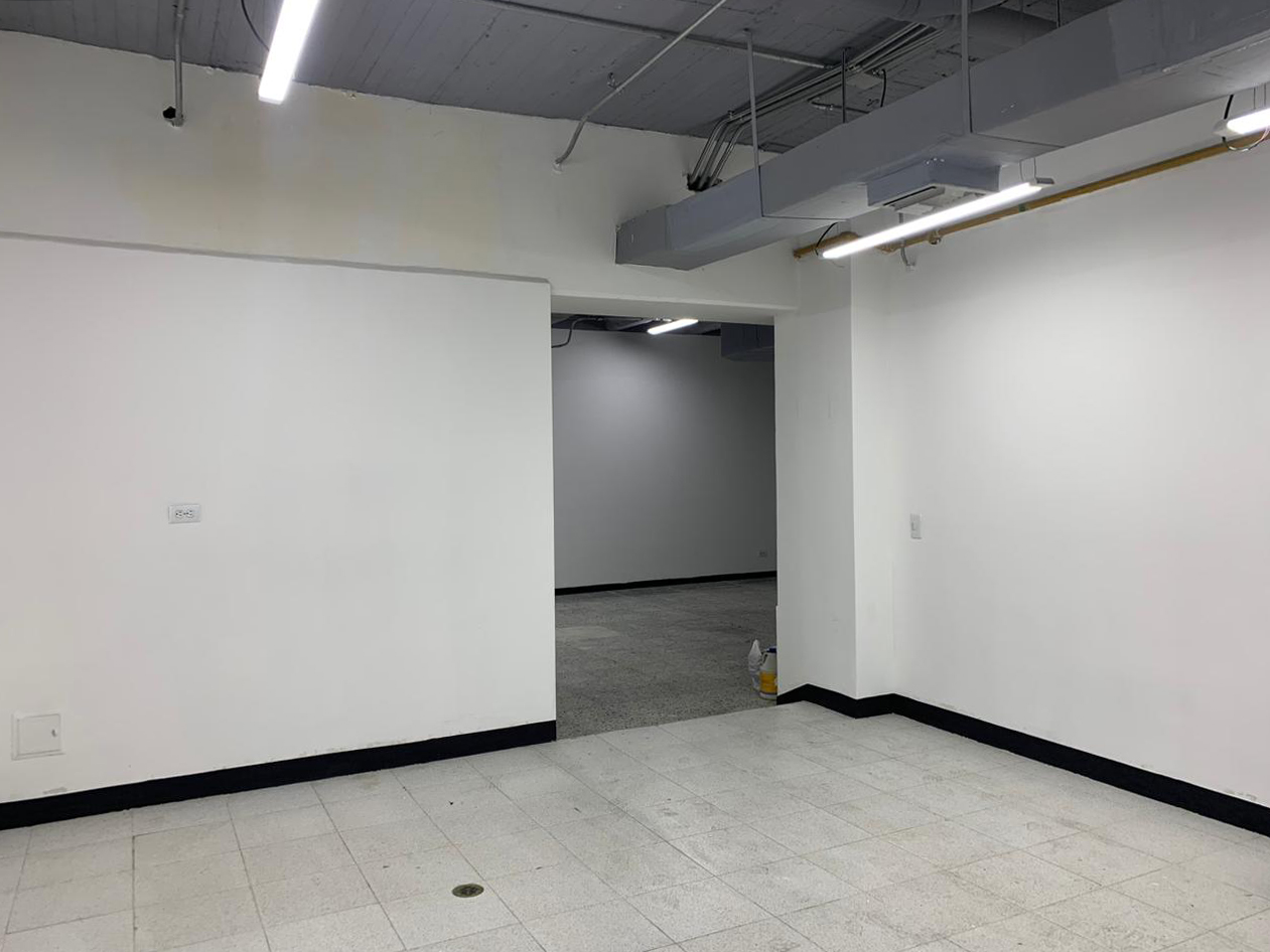 Oficina en arriendo en Manila, Medellín, 75 m² · foto 3 de 10