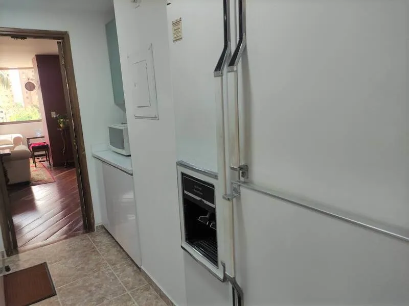 Apartamento de 2 alcobas en venta en Los Balsos, Medellín, 117 m² · foto 9 de 17