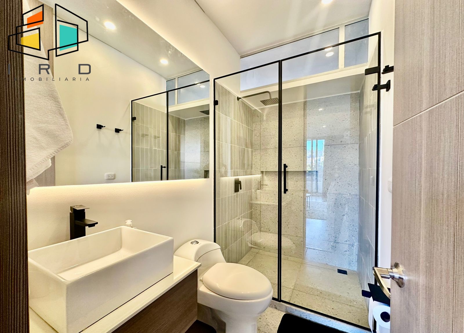 Apartaestudio en arriendo en Alejandria, Medellín · foto 17 de 24