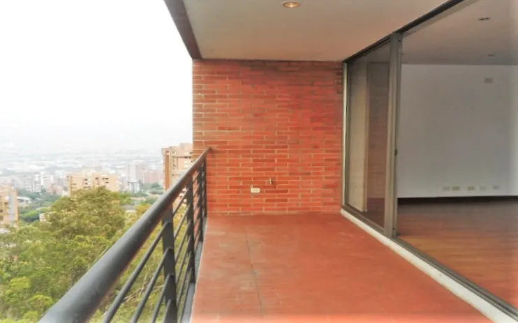 Apartamento de 2 alcobas en arriendo en El Poblado, Medellín, 115 m² · foto 15 de 18