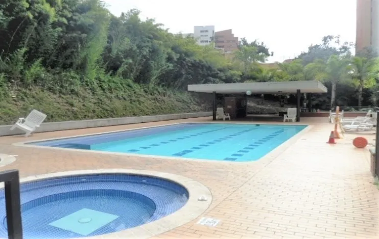 Apartamento de 2 alcobas en arriendo en El Poblado, Medellín, 115 m² · foto 17 de 18