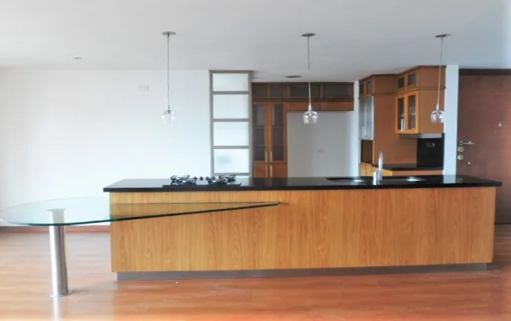Apartamento de 2 alcobas en arriendo en El Poblado, Medellín, 115 m² · foto 4 de 18