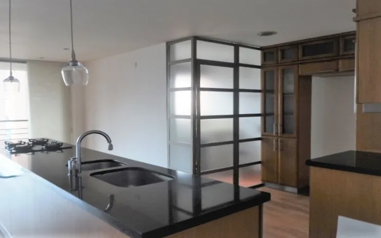 Apartamento de 2 alcobas en arriendo en El Poblado, Medellín, 115 m² · foto 6 de 18