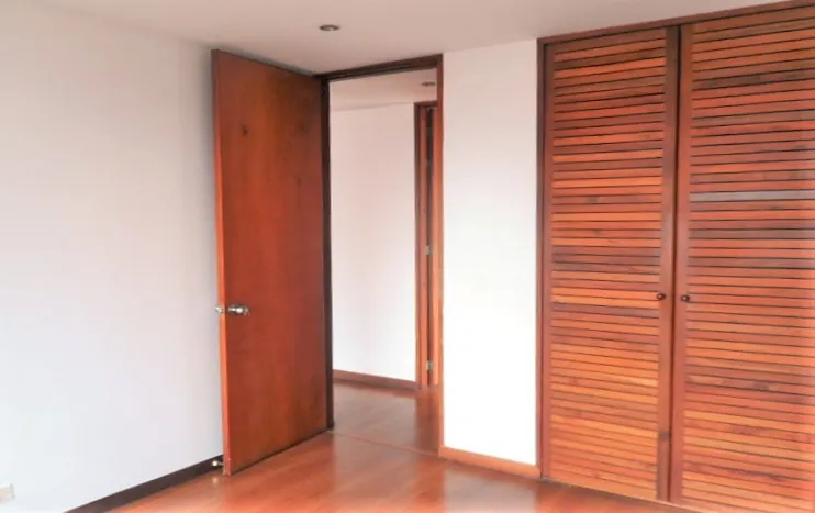 Apartamento de 2 alcobas en arriendo en El Poblado, Medellín, 115 m² · foto 9 de 18