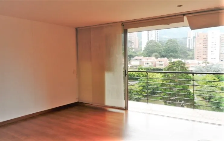 Apartamento de 2 alcobas en arriendo en El Poblado, Medellín, 115 m² · foto 10 de 18