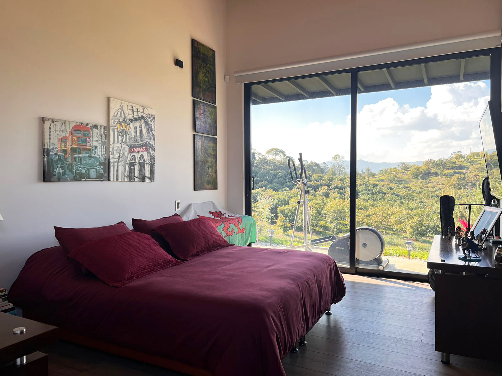 Casa de 3 alcobas en venta en El Capiro, Rionegro, 278 m² · foto 11 de 18