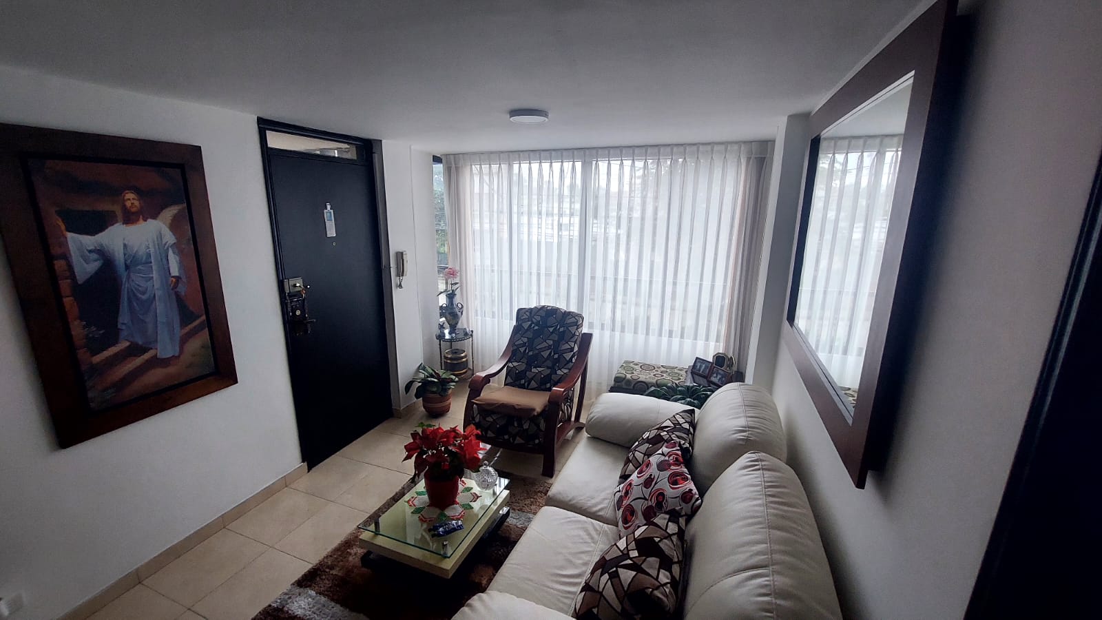Apartamento en venta en Chipre, Manizales · foto 3 de 24