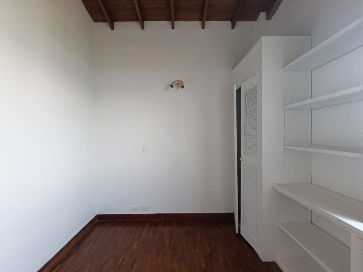 Apartamento en arriendo en Los Balsos, Medellín · foto 10 de 15