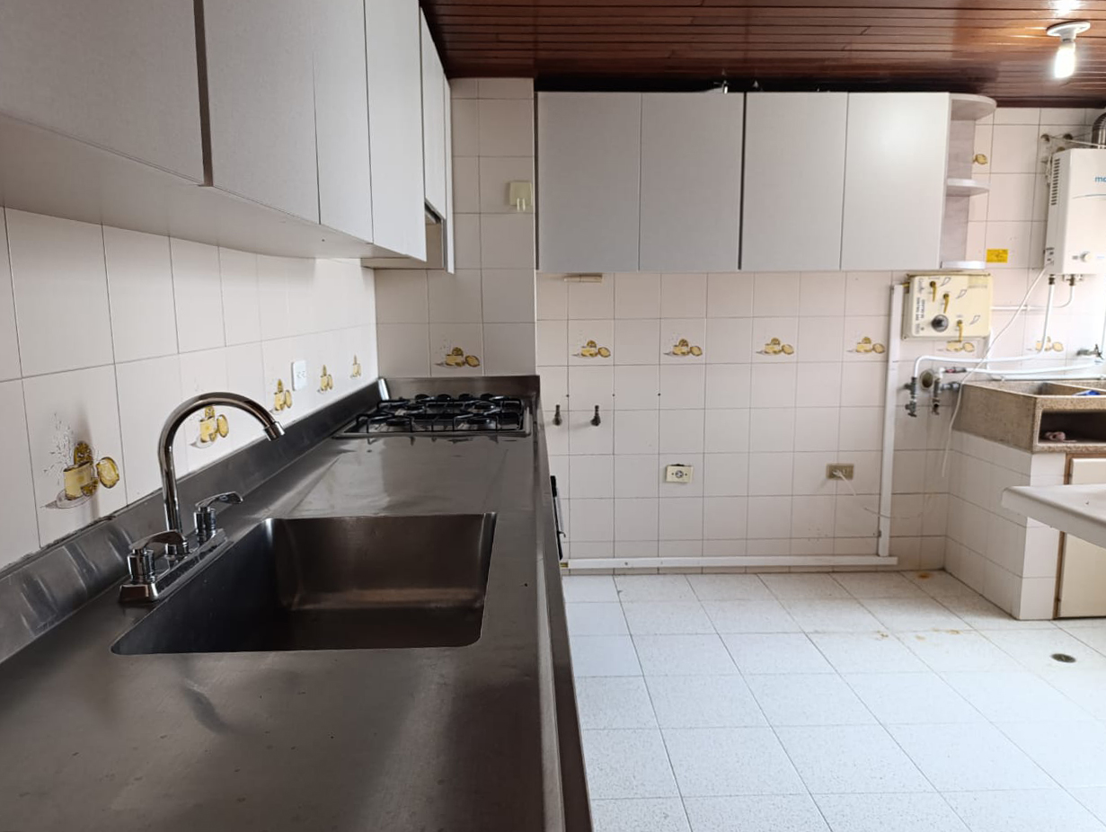 Apartamento en arriendo en Los Balsos, Medellín · foto 11 de 15
