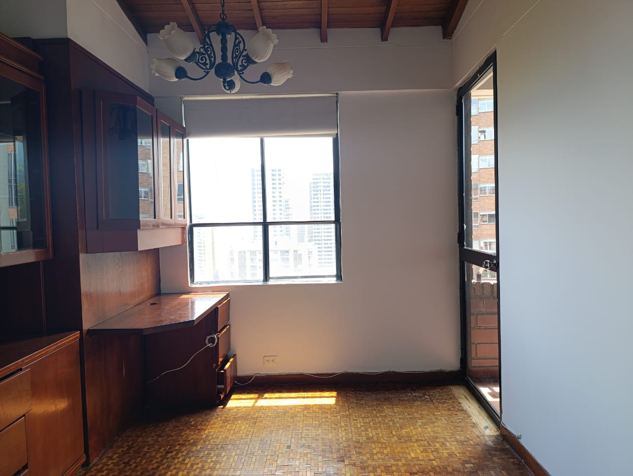 Apartamento en arriendo en Los Balsos, Medellín · foto 4 de 15