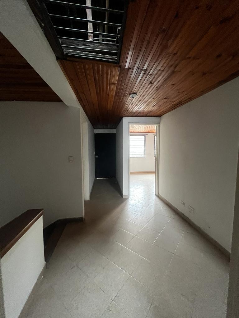 Casa de 4 alcobas en venta en San Vicente, Cali, 240 m² · foto 14 de 24
