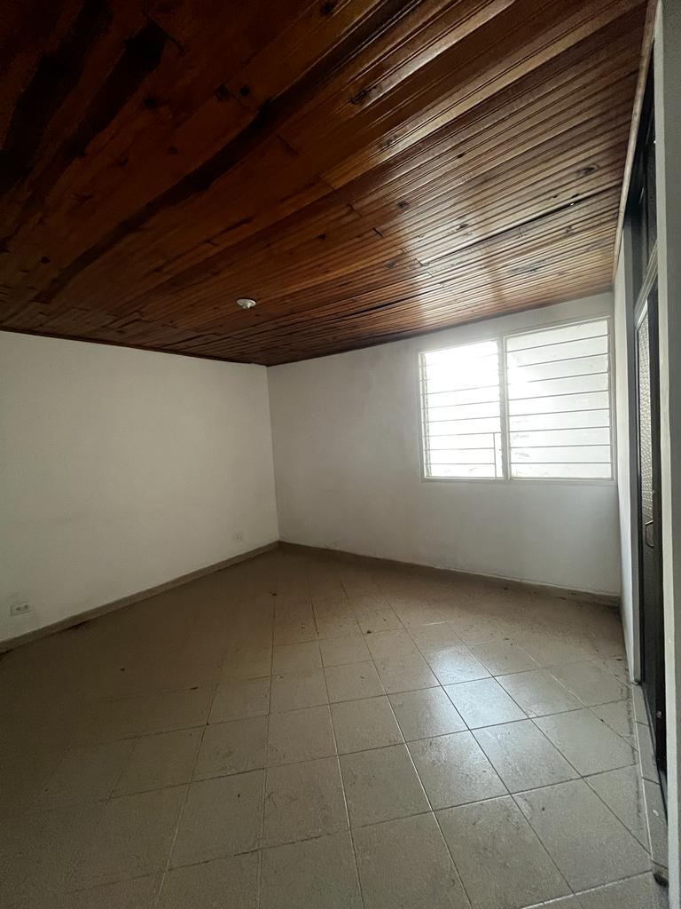 Casa de 4 alcobas en venta en San Vicente, Cali, 240 m² · foto 17 de 24