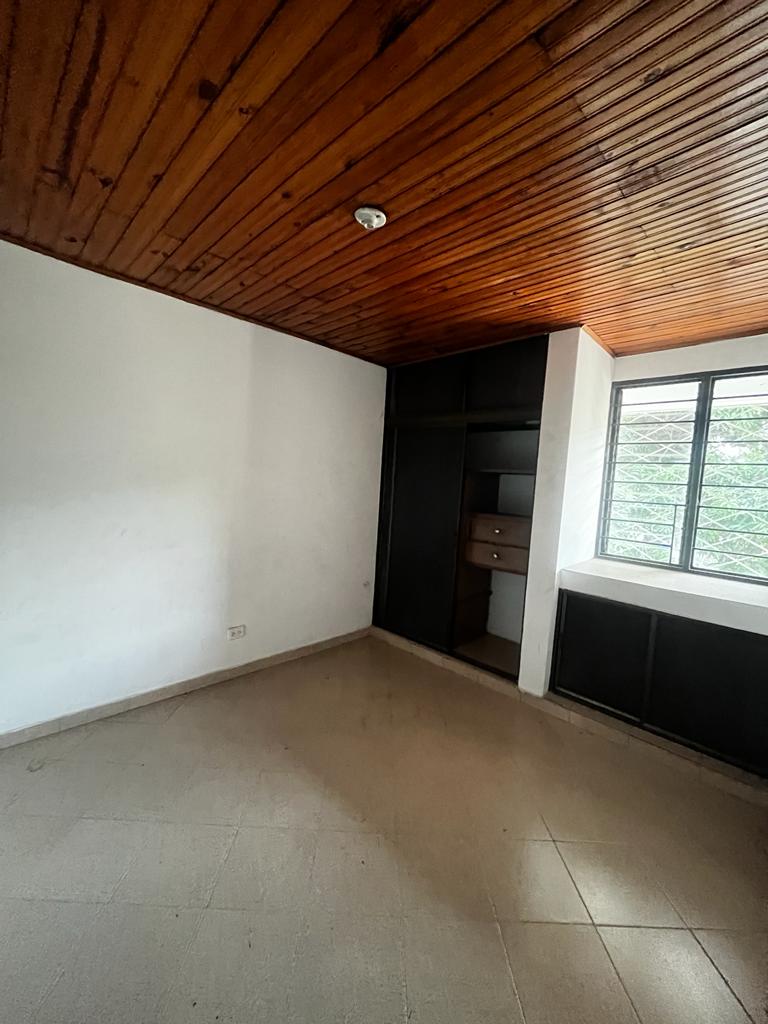 Casa de 4 alcobas en venta en San Vicente, Cali, 240 m² · foto 18 de 24