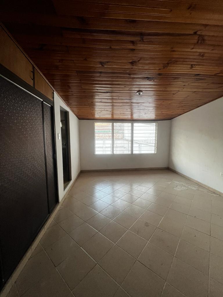 Casa de 4 alcobas en venta en San Vicente, Cali, 240 m² · foto 20 de 24