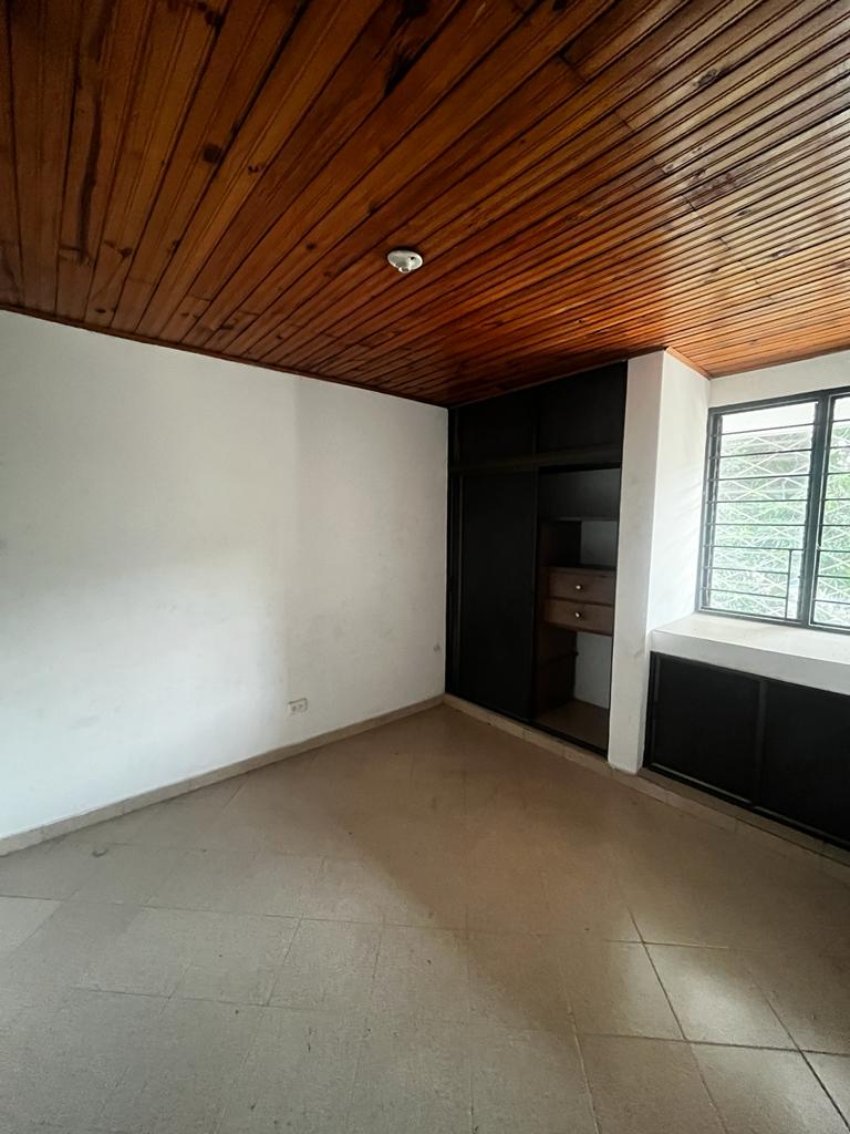 Casa de 4 alcobas en venta en San Vicente, Cali, 240 m² · foto 21 de 24