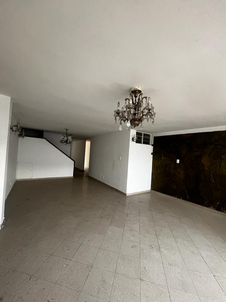 Casa de 4 alcobas en venta en San Vicente, Cali, 240 m² · foto 3 de 24