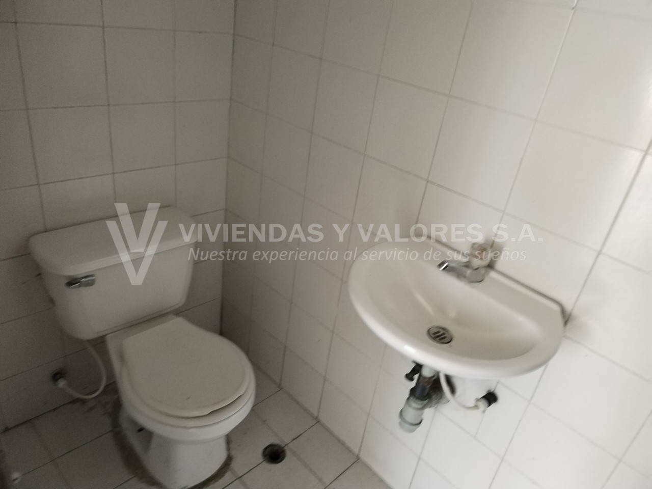 Local en arriendo en Prados Del Norte, Cúcuta, 36 m² · foto 5 de 5