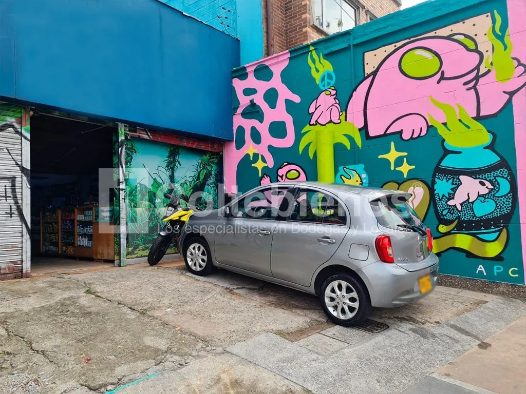 Local en arriendo en El Poblado, Medellín, 500 m² · foto 10 de 13