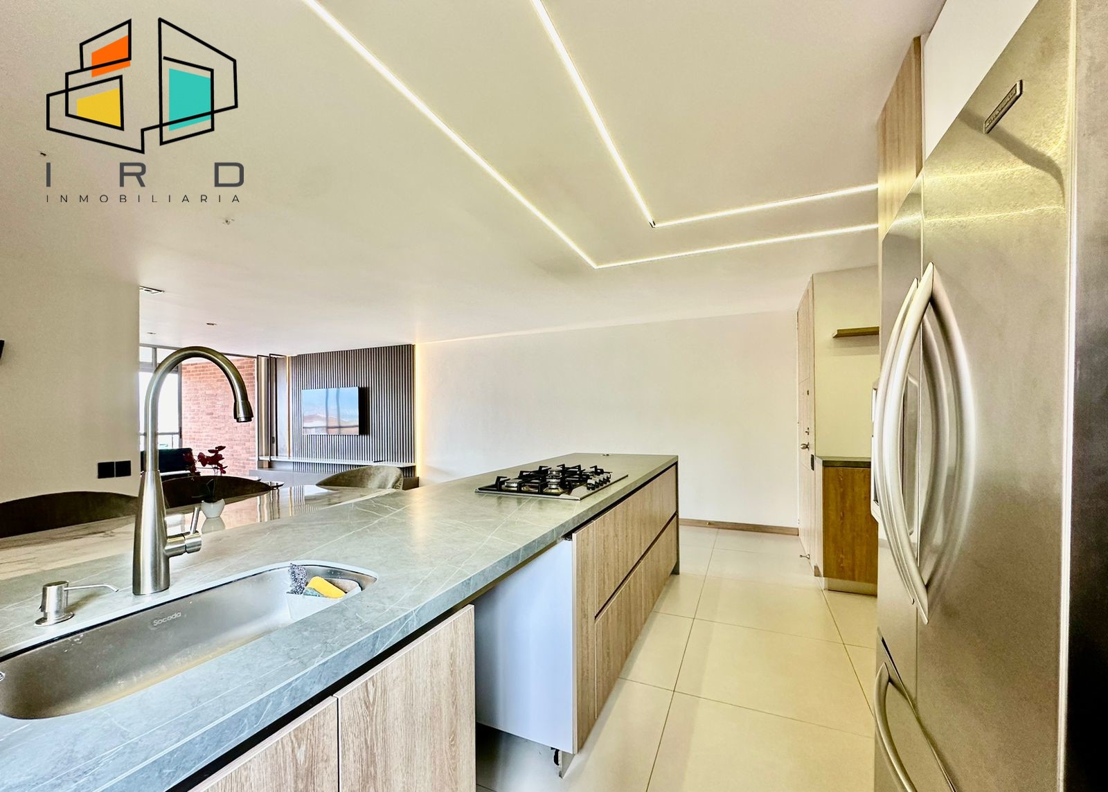 Apartamento en arriendo en Castropol, Medellín · foto 5 de 24