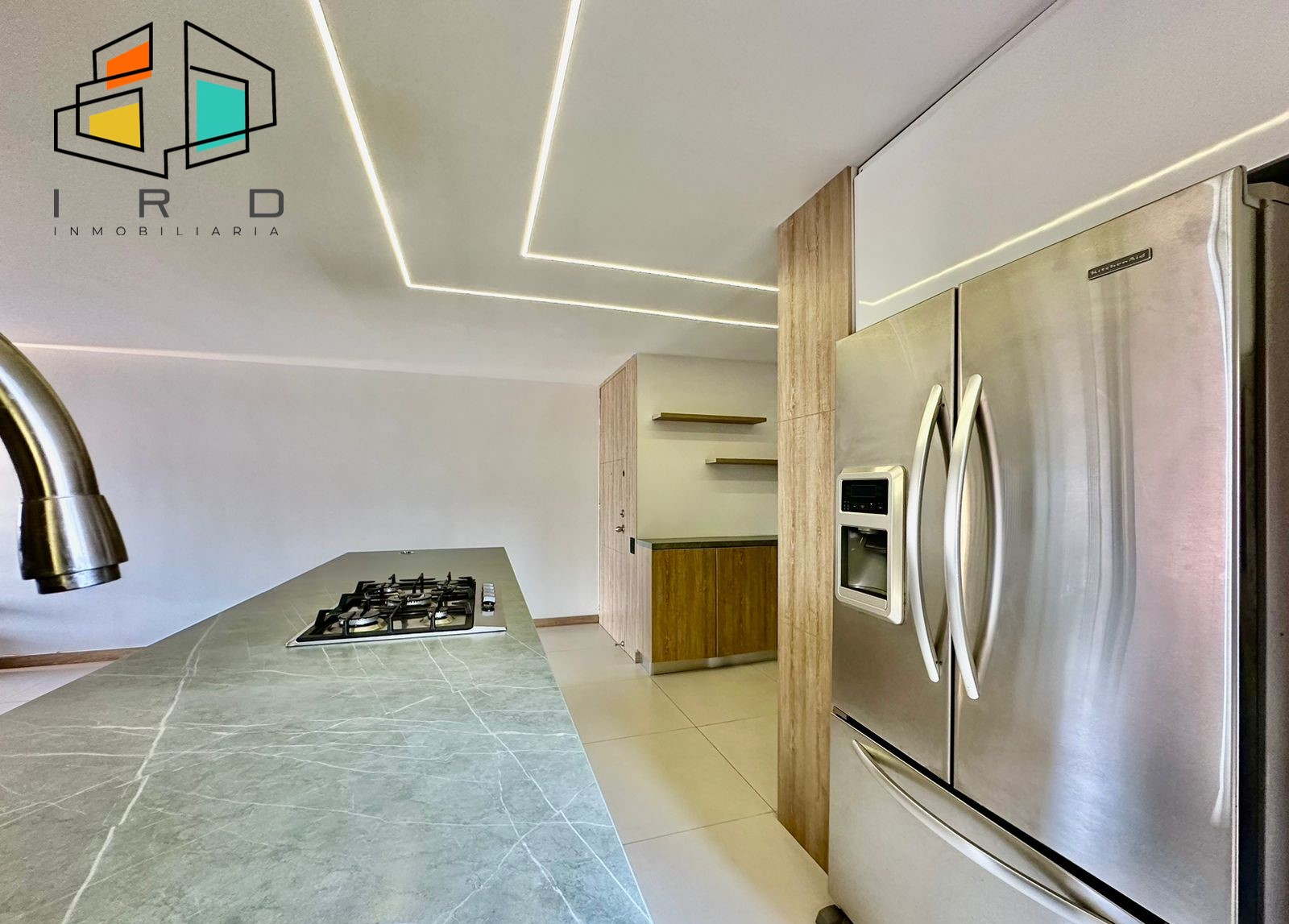 Apartamento en arriendo en Castropol, Medellín · foto 6 de 24