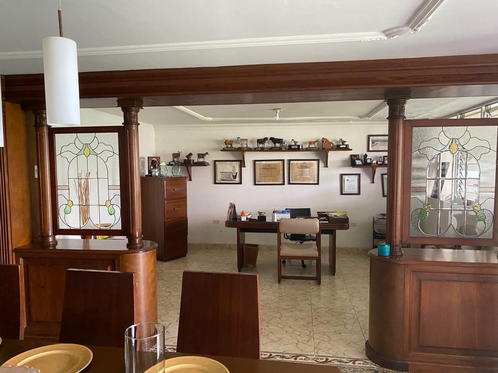 Casa de 5 alcobas en venta en Altos De Riomar, Barranquilla, 642 m² · foto 10 de 24