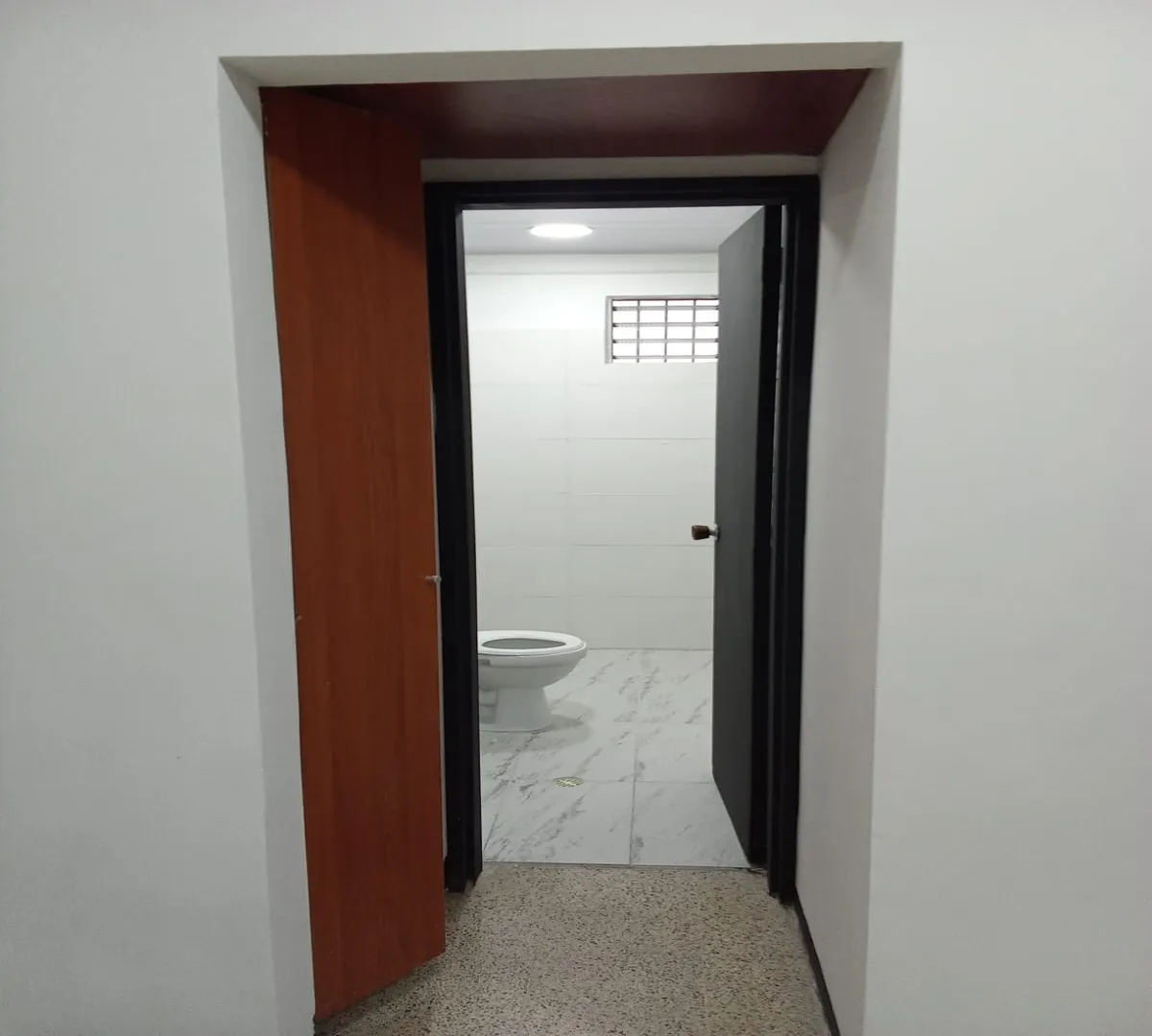 Oficina en venta en La Candelaria, Medellín, 30 m² · foto 12 de 16