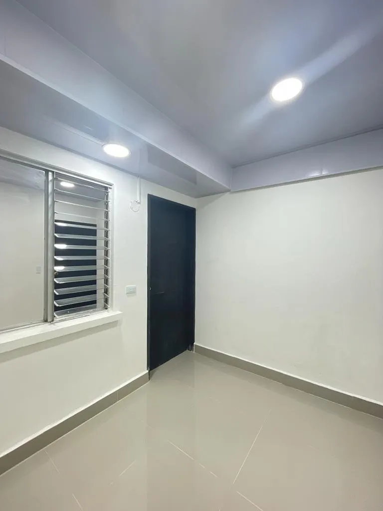 Oficina en venta en La Candelaria, Medellín, 30 m² · foto 5 de 16