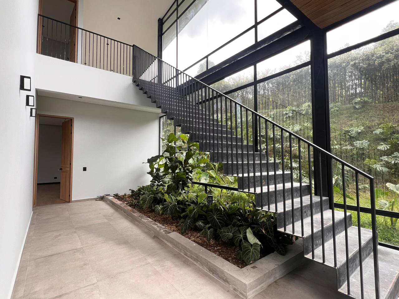 Casa de 4 alcobas en venta en El Porvenir, Rionegro, 450 m² · foto 12 de 20