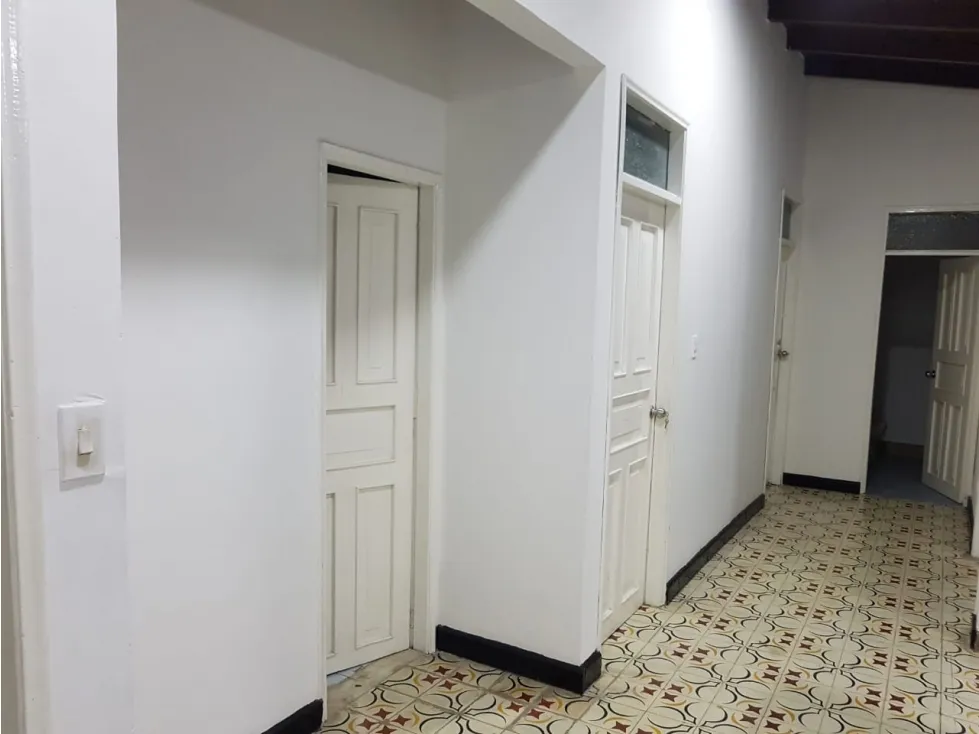 Casa de 10 alcobas en venta en Manga, Cartagena, 480 m² · foto 14 de 14