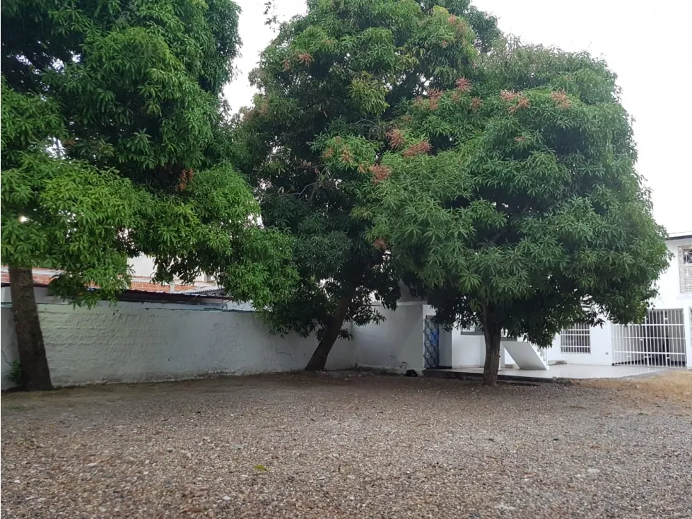 Casa de 10 alcobas en venta en Manga, Cartagena, 480 m² · foto 2 de 14