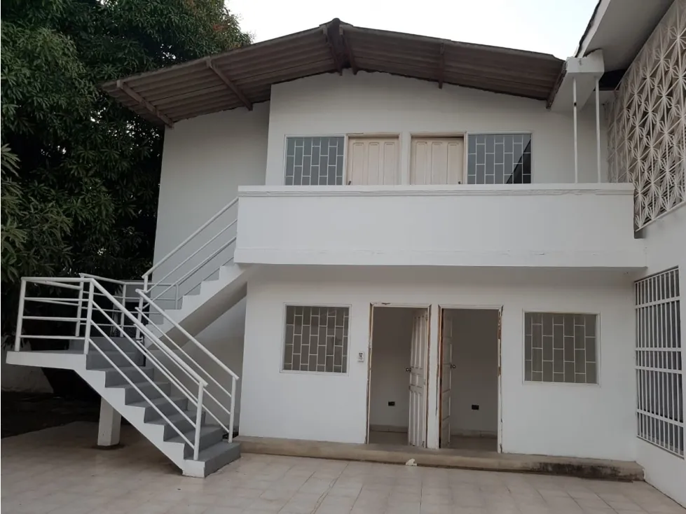 Casa de 10 alcobas en venta en Manga, Cartagena, 480 m² · foto 6 de 14