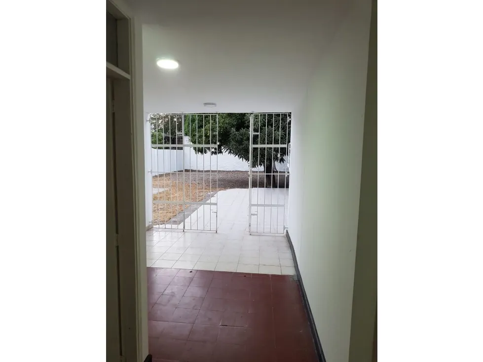 Casa de 10 alcobas en venta en Manga, Cartagena, 480 m² · foto 8 de 14