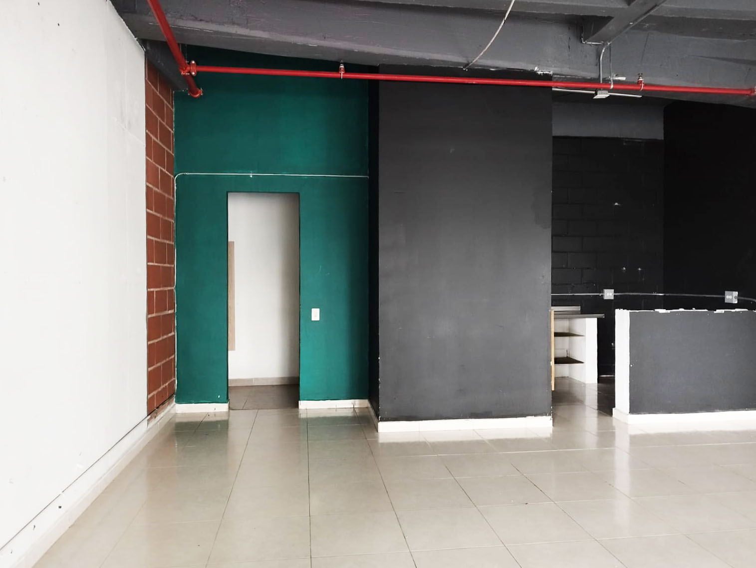 Local en arriendo en Las Antillas, Envigado, 50 m² · foto 2 de 16
