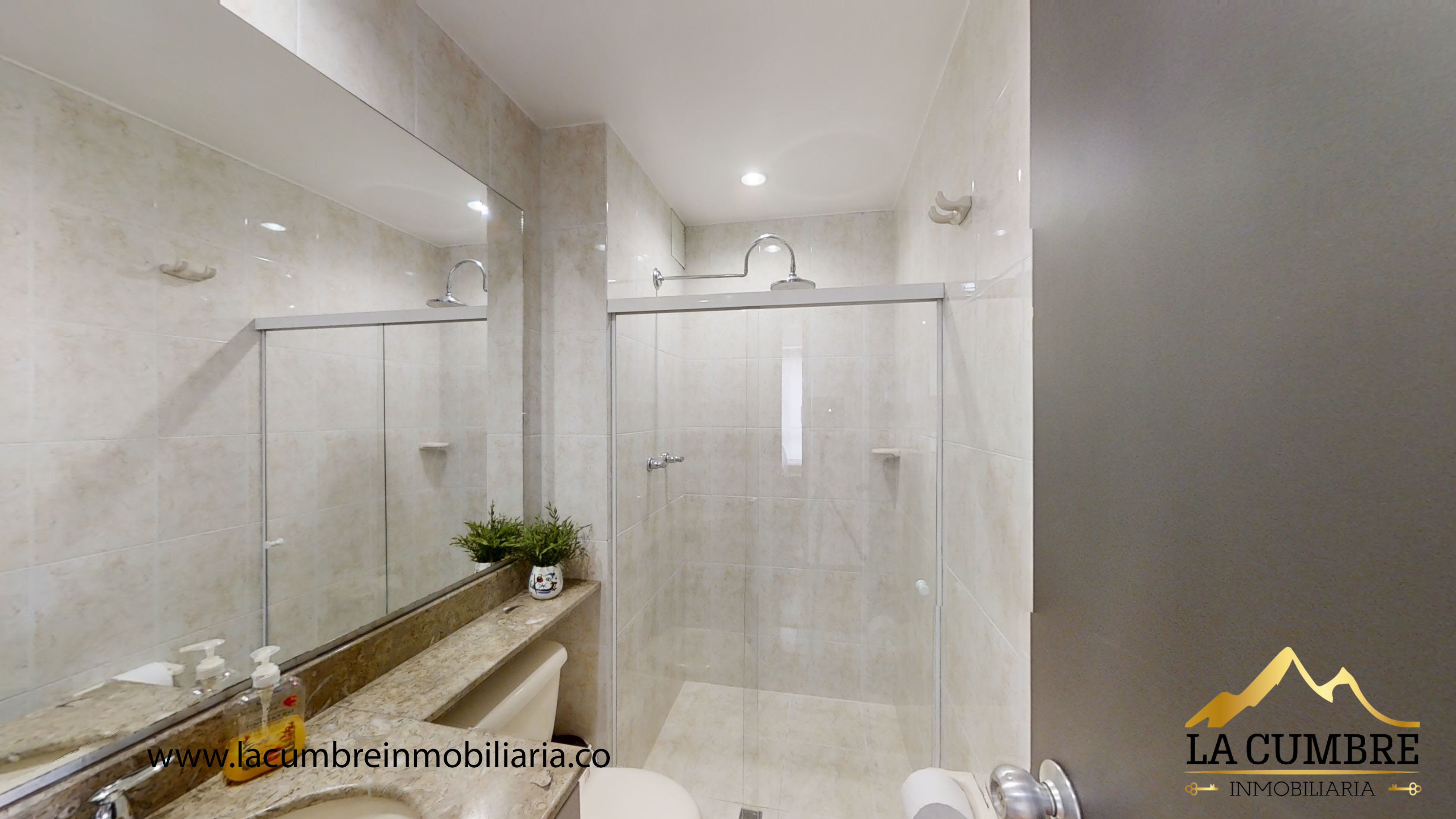 Apartamento de 2 alcobas en arriendo en San Lucas, Medellín, 85 m² · foto 9 de 12