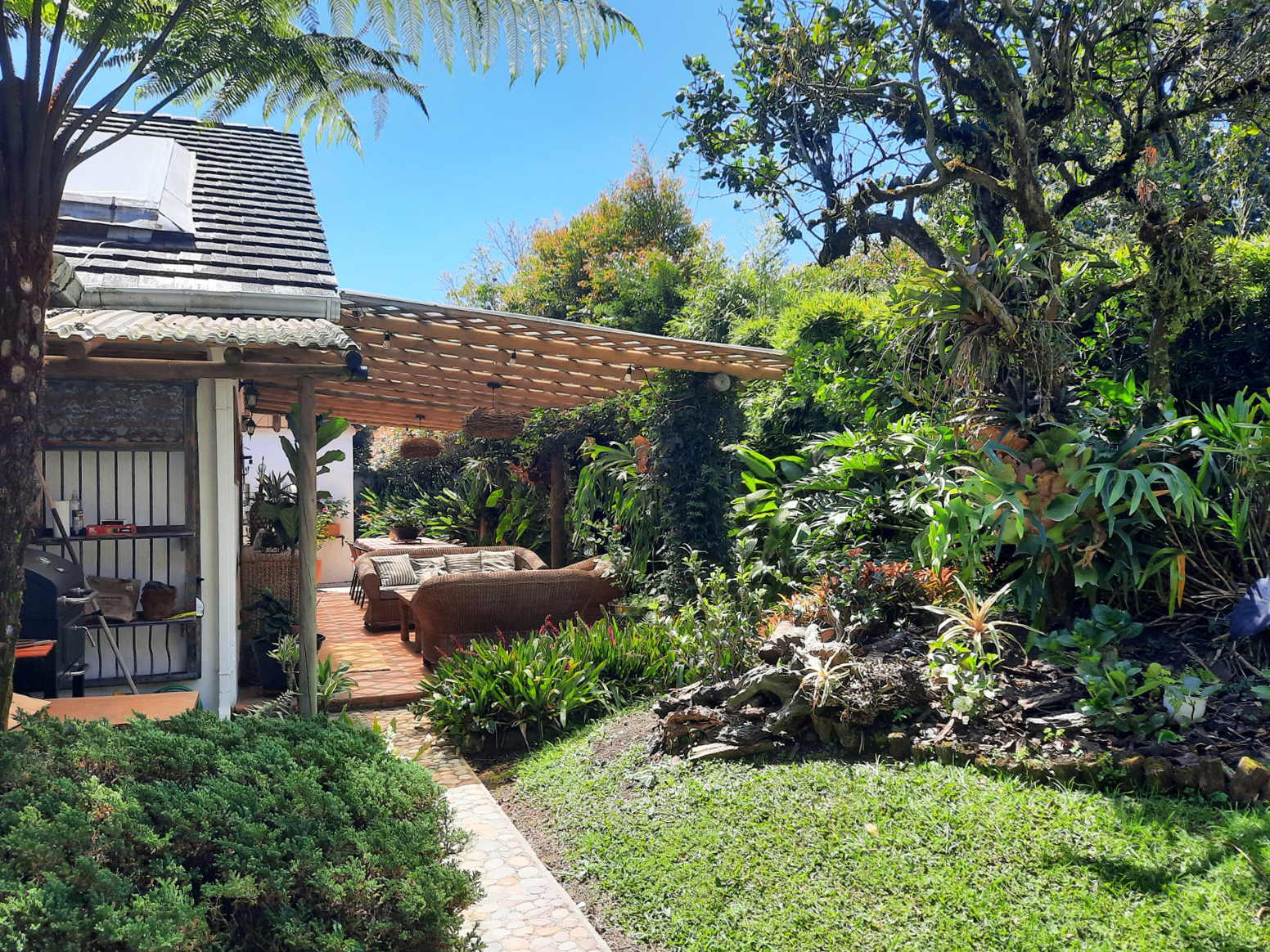 Casa de 3 alcobas en venta en El Porvenir, Rionegro, 201 m² · foto 14 de 14
