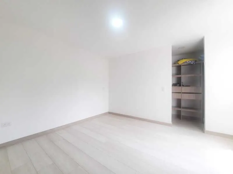 Apartamento de 3 alcobas en arriendo en Las Lomitas, Sabaneta, 86 m² · foto 11 de 19